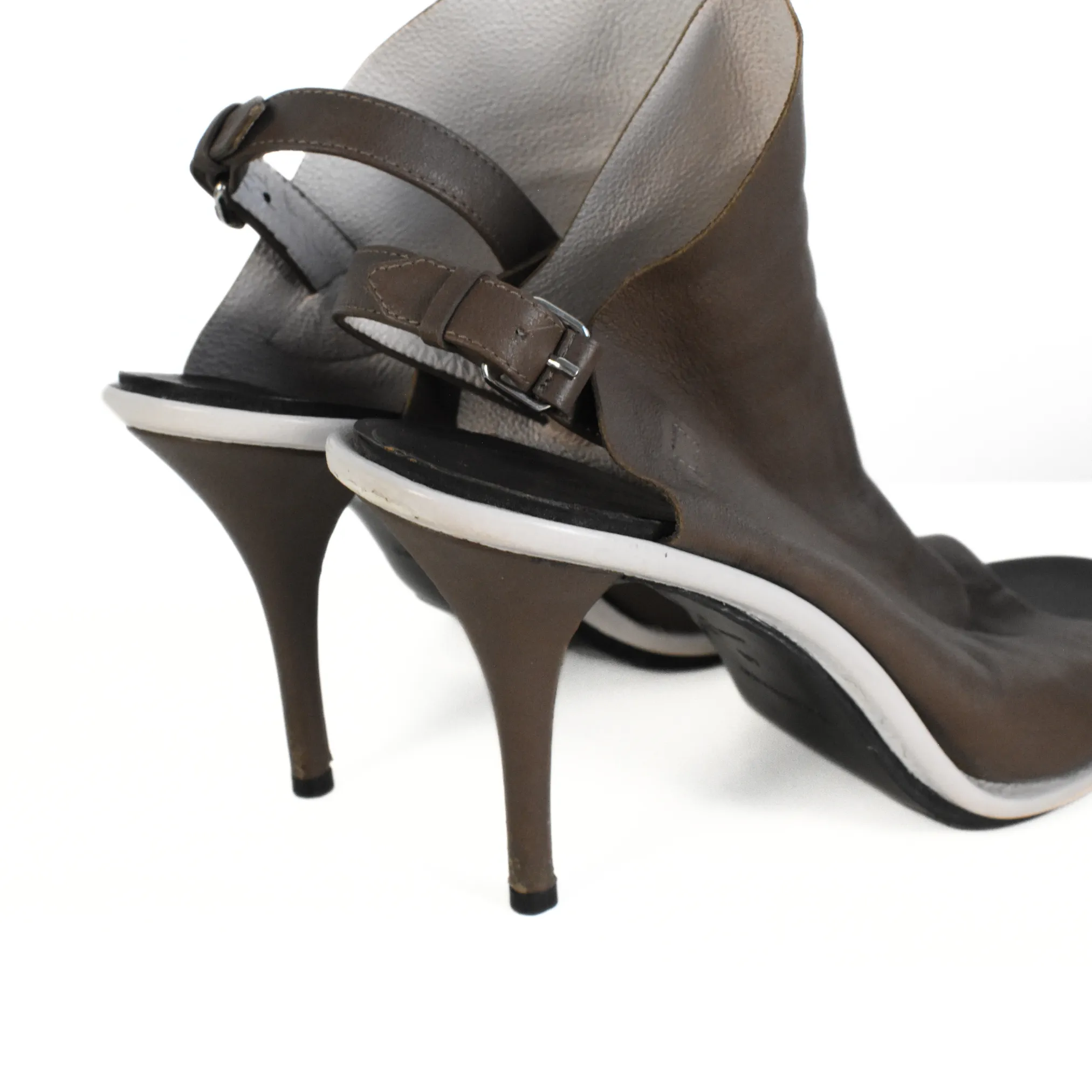 Balenciaga 'Glove' Slingback Heels - Women's 40