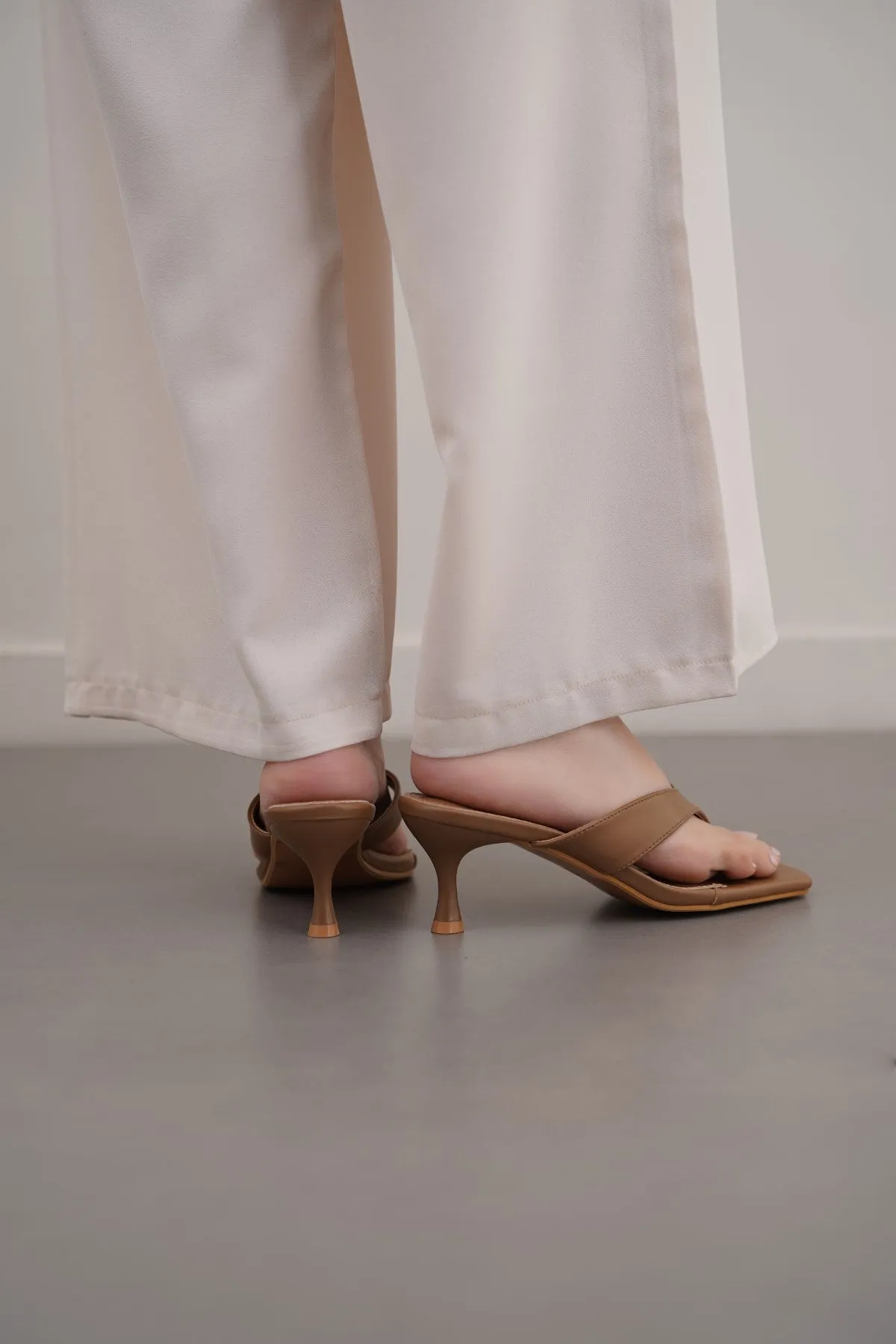 BILLIE MINI HEEL