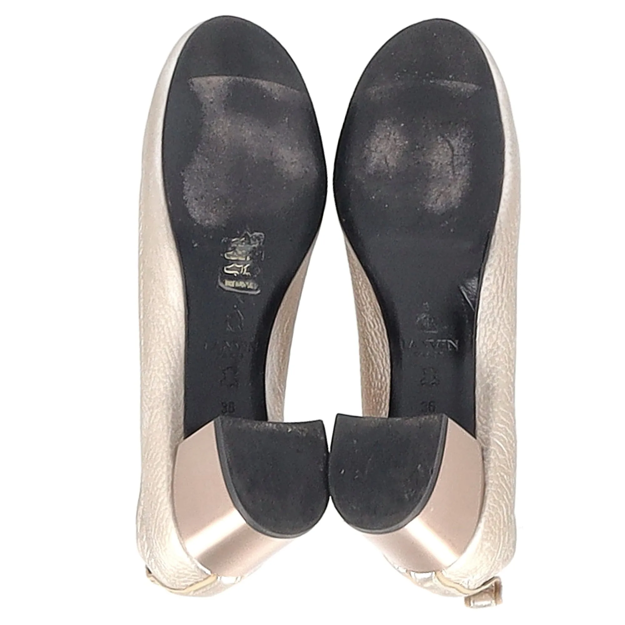 Lanvin Bellerine Cube Heel Metallic Pumps in Gold Leather
