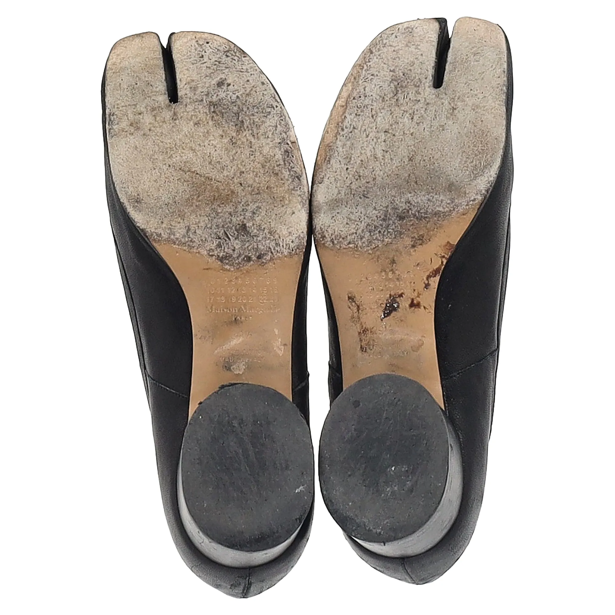 Maison Margiela Tabi 30 Ballerina Pumps in Black Leather