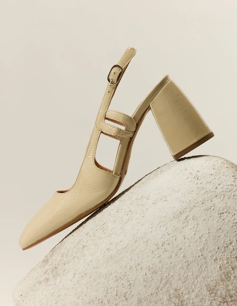 Marcie Pumps - Off-white Pleated Leather