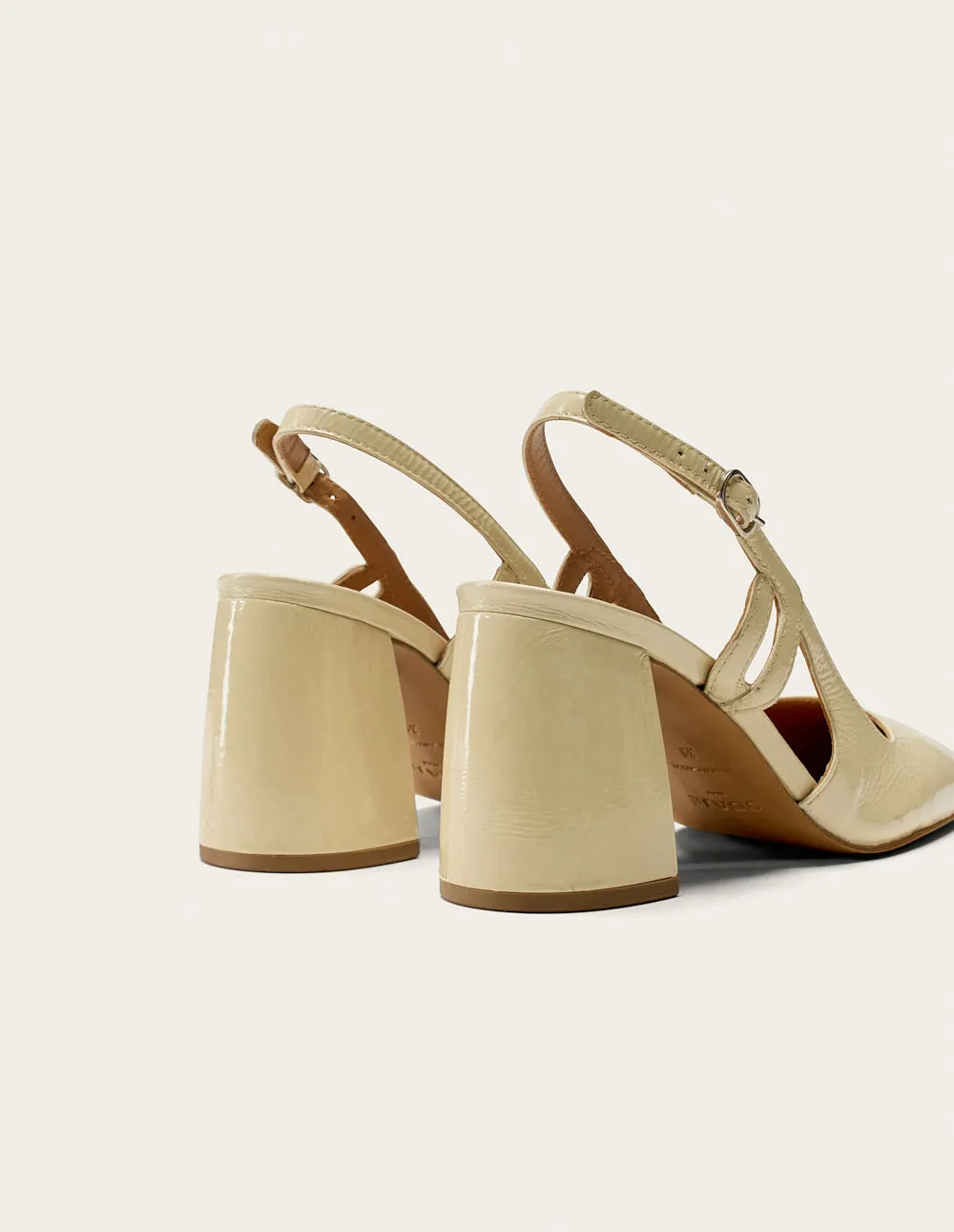 Marcie Pumps - Off-white Pleated Leather