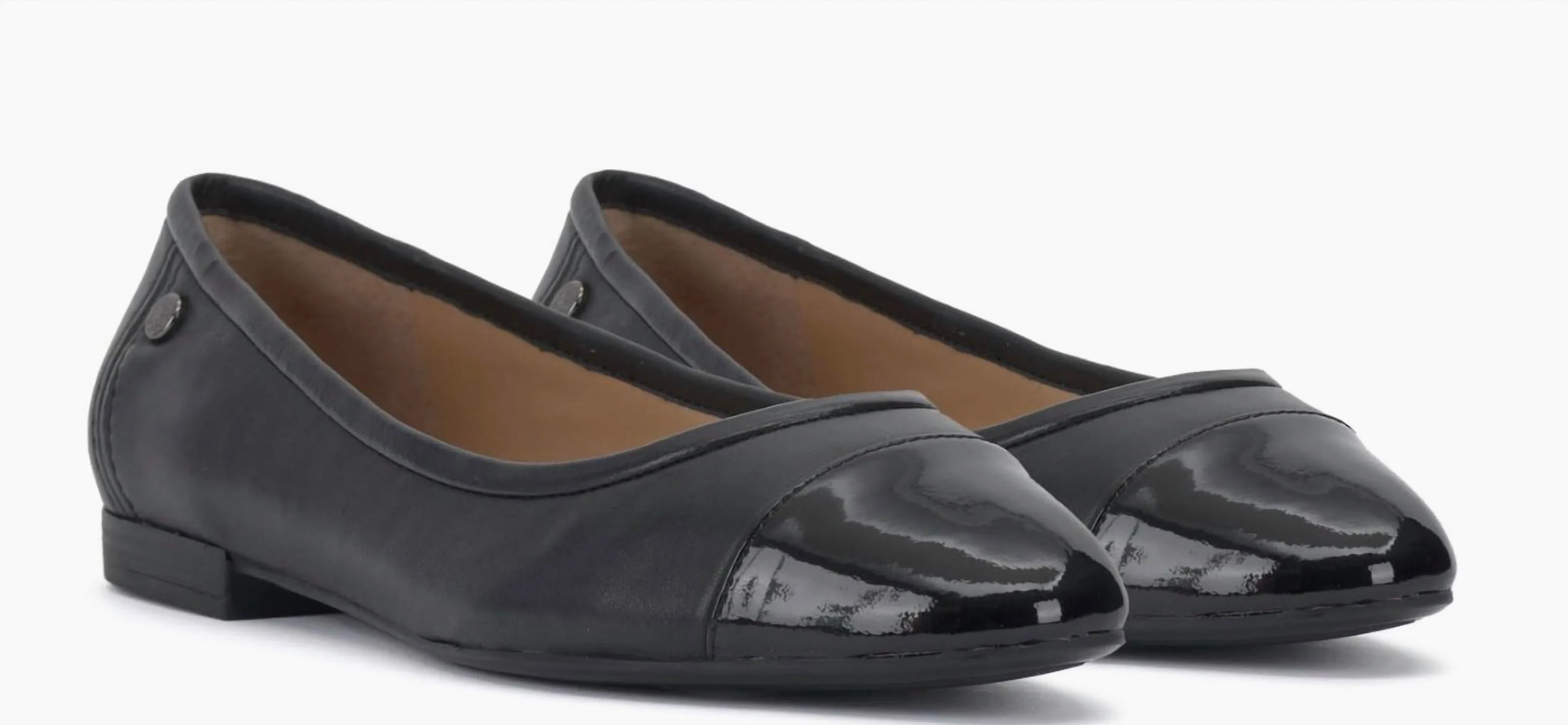 Minndy Ballet Flat In Black