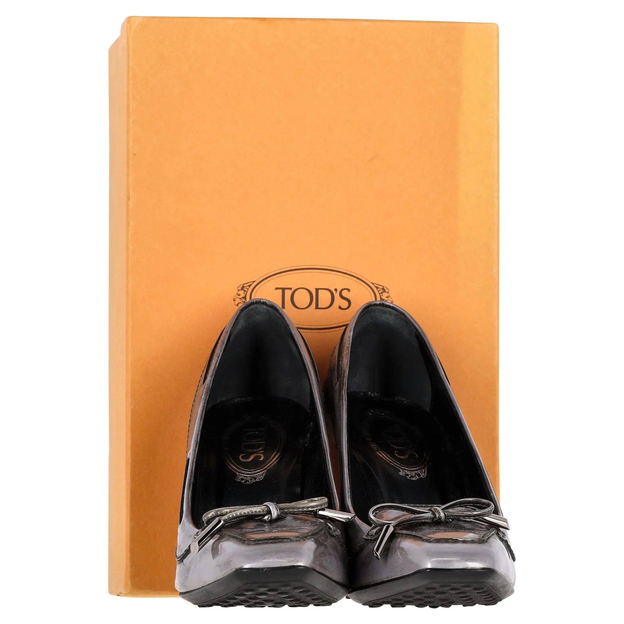 Tod's Distressed Loafer Pumps in Grey Leather