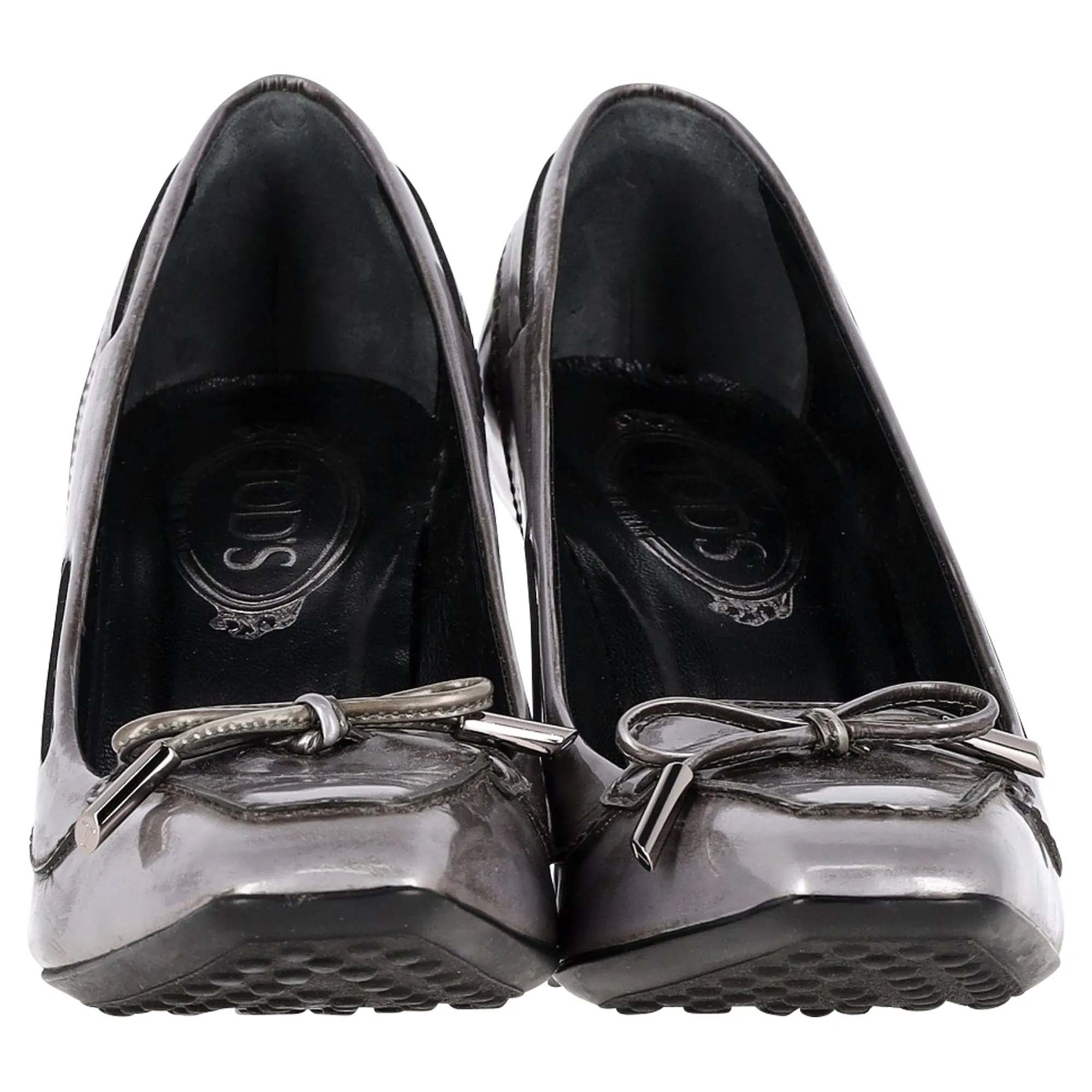Tod's Distressed Loafer Pumps in Grey Leather