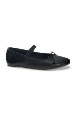 Women's Audrey Ballet Flat In Black
