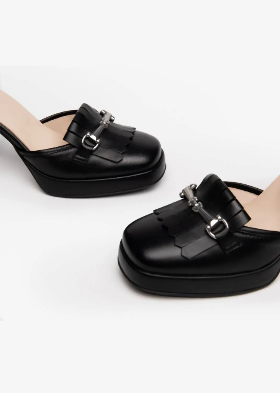 Women's Kiltie Ankle-Strap Pumps In Black
